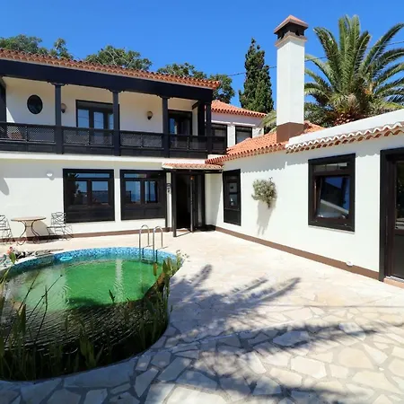 Escondida Villa Breña Baja