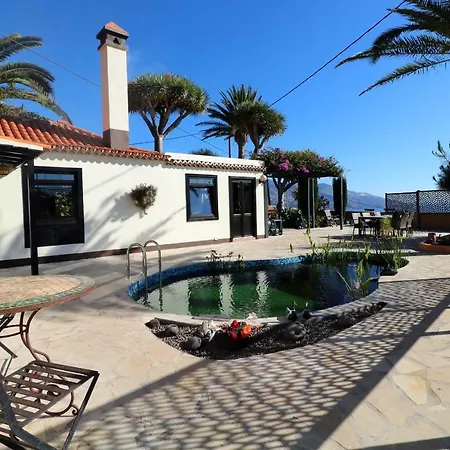 Escondida Villa *