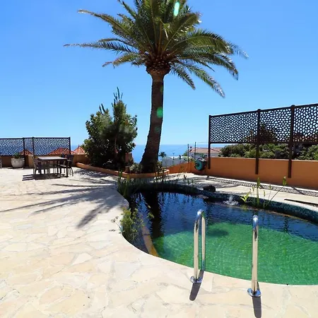 Villa Escondida *